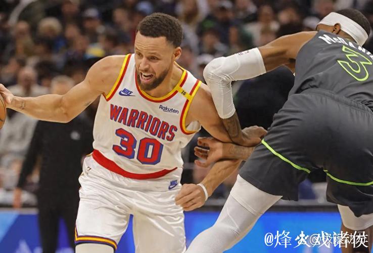 库里31分8助攻爱德华兹28分 勇士力克森林狼重返西部第十 库里31分8助攻爱德华兹28分 勇士力克森林狼重返西部第十