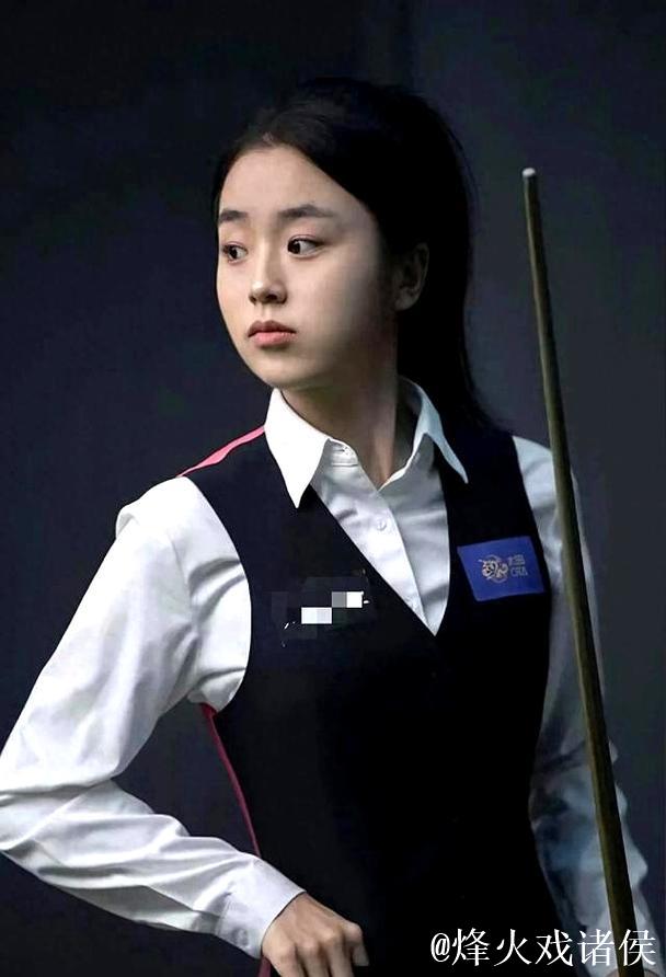 白雨露:女子斯诺克新星崭露头角 白雨露:女子斯诺克新星崭露头角